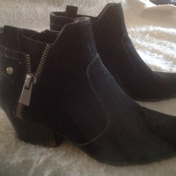 Boots/Booties